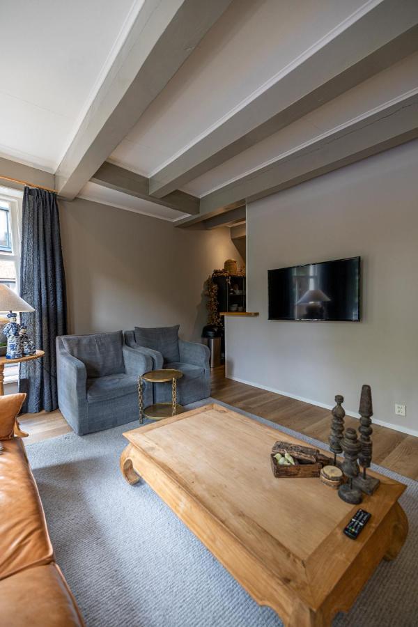 Heritage 17Th Century City Apartment Monsieur Philippe Leeuwarden Eksteriør billede